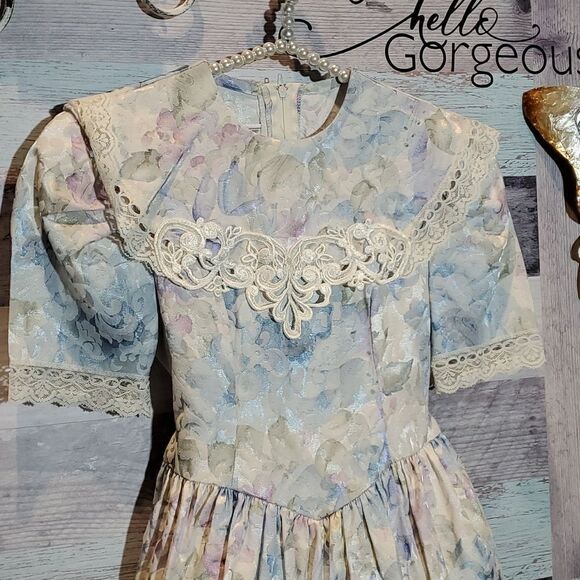 Jessica McClintock Girls 7 Floral Brocade Lace Bodice Dress - Picture 3 of 9